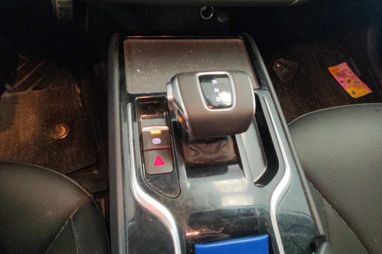 Used Hongqi E-QM5 2024 610 km PLUS Gear Lever