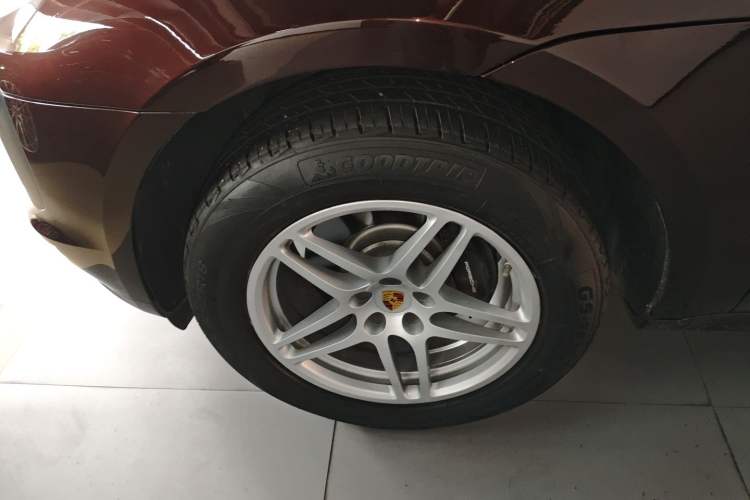 Used Porsche Macan 2018 Macan 2.0T