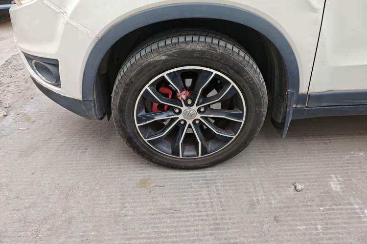 Used FAW Senya R7 2016 1.6L Manual Luxury Model