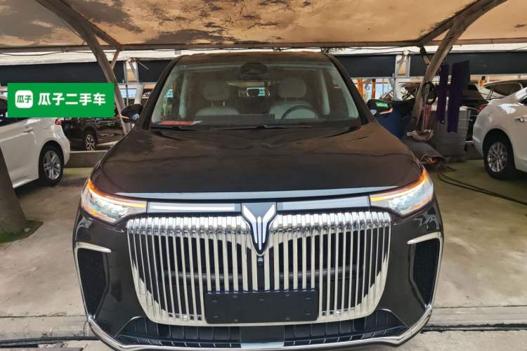 Used VOYAH Dream 2025 PHEV Four-Wheel-Drive Flagship Kunpeng Edition
