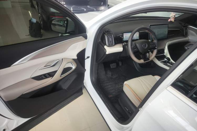 Used BYD Song Pro New Energy 2023 Champion Edition DM-i 110KM Beyond Model