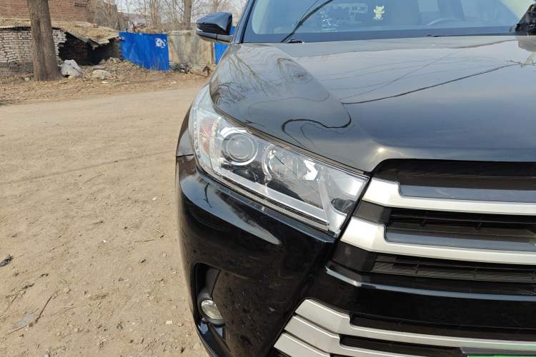 Used Toyota Highlander 2015 2.0T Four-Wheel Drive Elite Edition 7-Seater
