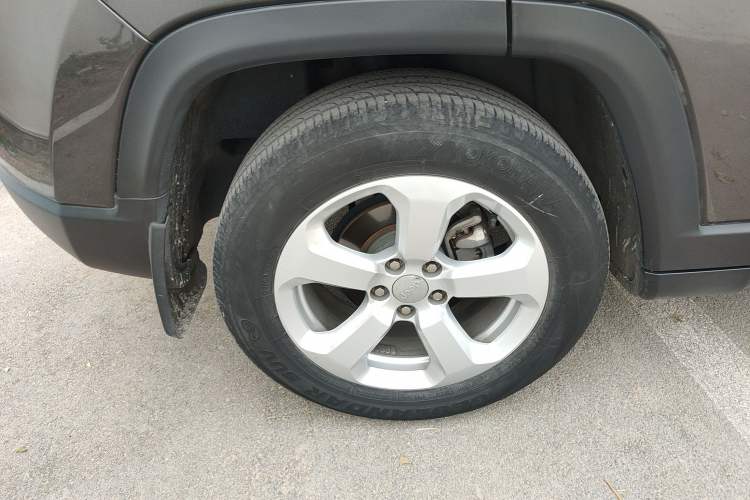 Used Jeep Compass 2017 200T Automatic Family Edition