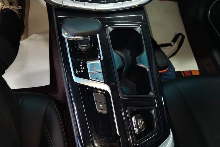 Used Geely Auto Emgrand GT 2021 1.8T Flagship Edition Gear Lever