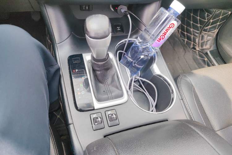 Used Toyota Highlander 2015 2.0T Four-Wheel Drive Luxury Edition 7-Seater
