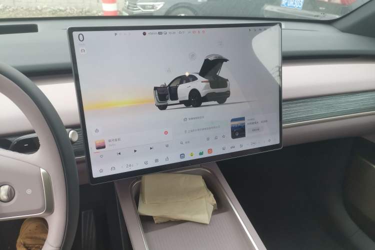 Used ONVO L60 2025 Model—85 kWh All-Wheel-Drive Version
