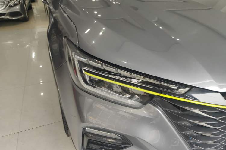 Used Roewe RX5 2020 PLUS 300TGI Automatic Ali National Style Luxury Edition Right Front Headlight