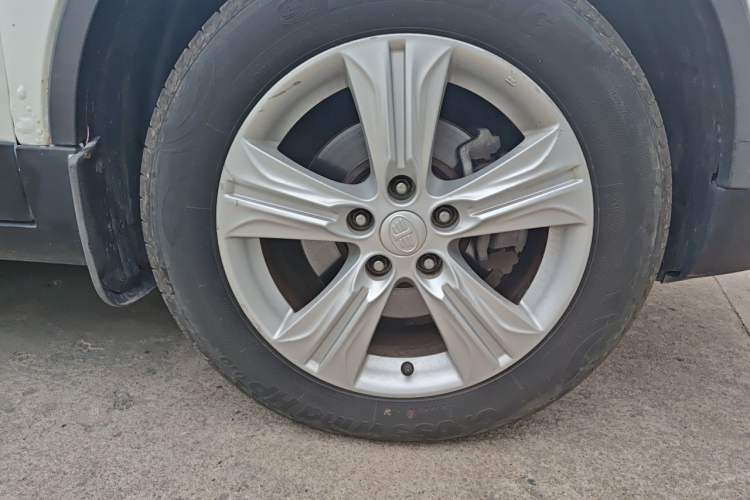Used Bestune X80 2015 2.0L automatic luxury version
