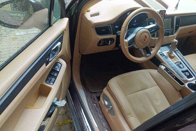 Used Porsche Macan 2014 Macan 2.0T
