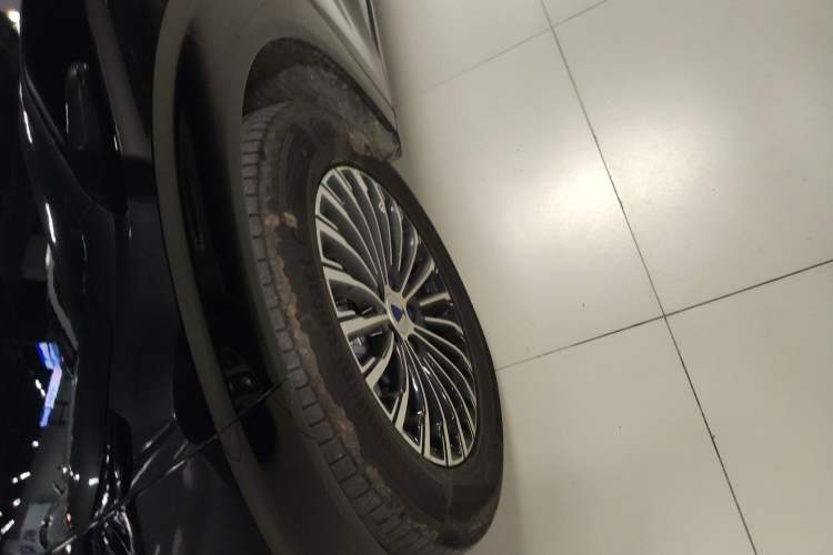 Used Denza D9 2024 EV 620 Premium Model