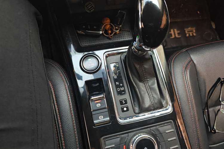 Used BAIC Off-Road BJ20 2016 1.5T CVT Luxury Model Gear Lever