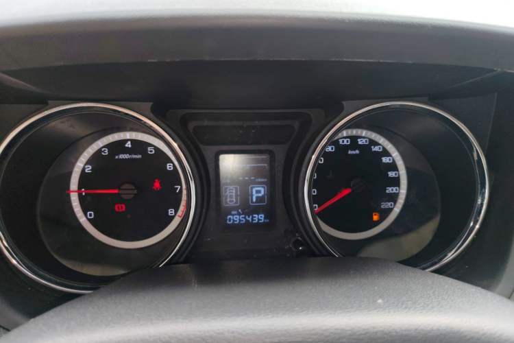 Used Dongfeng Aeolus A60 2016 1.6L Automatic Luxury Model
