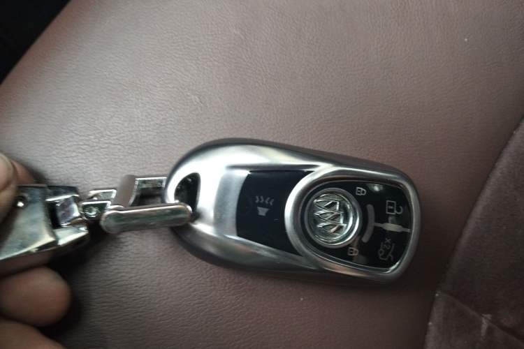 Used Buick Envision 2017 28T Four-Wheel Drive Elite Model Vehicle Key