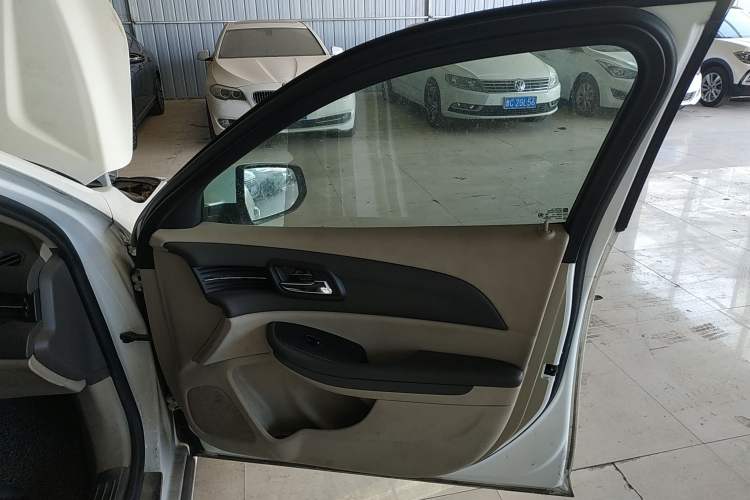 Used Chevrolet Malibu 2014 2.0L Automatic Comfort Edition