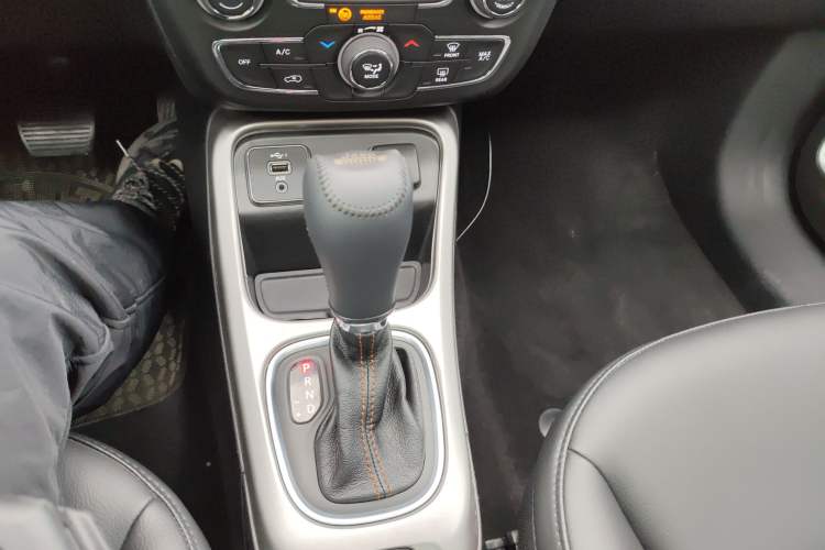 Used Jeep Compass 2020 220T Automatic Leading Edition