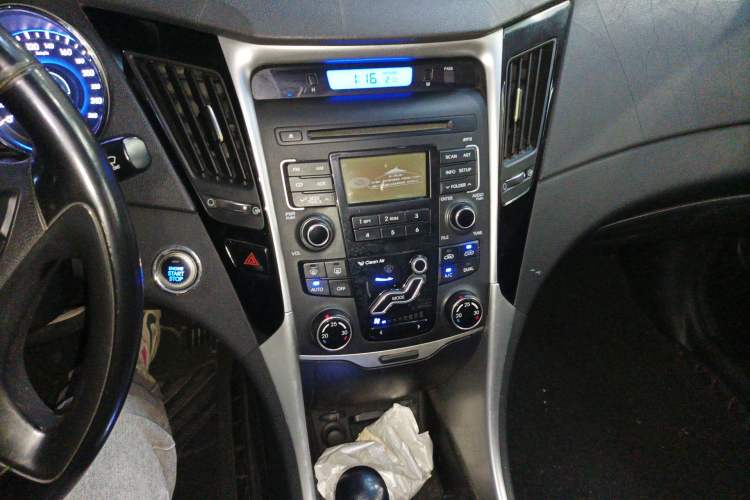 Used Hyundai Sonata 2014 2.0L Automatic Luxury Edition
