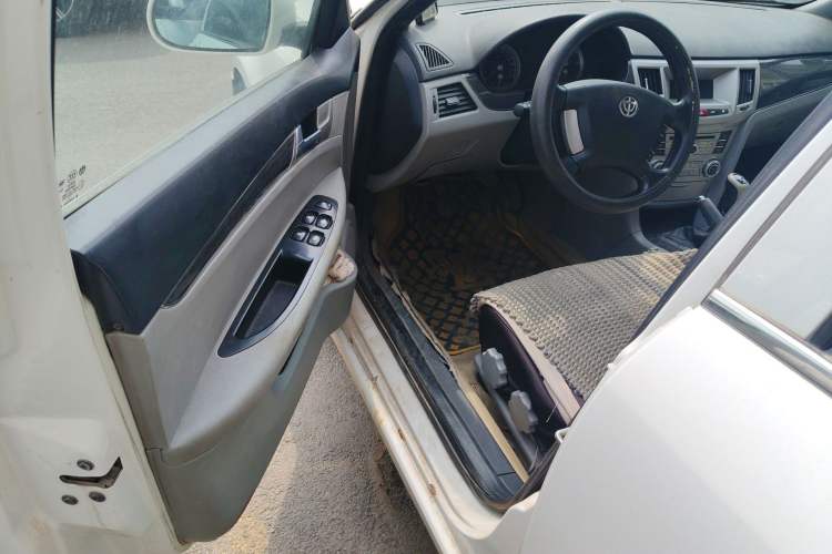 Used Brilliance Junjie 2011 1.6L Manual Comfort Model