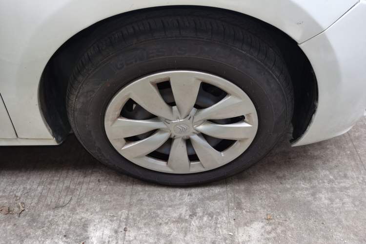 Used Citroen Elysee 2018 1.6L Manual Fashion Edition Right Front Wheel Hub