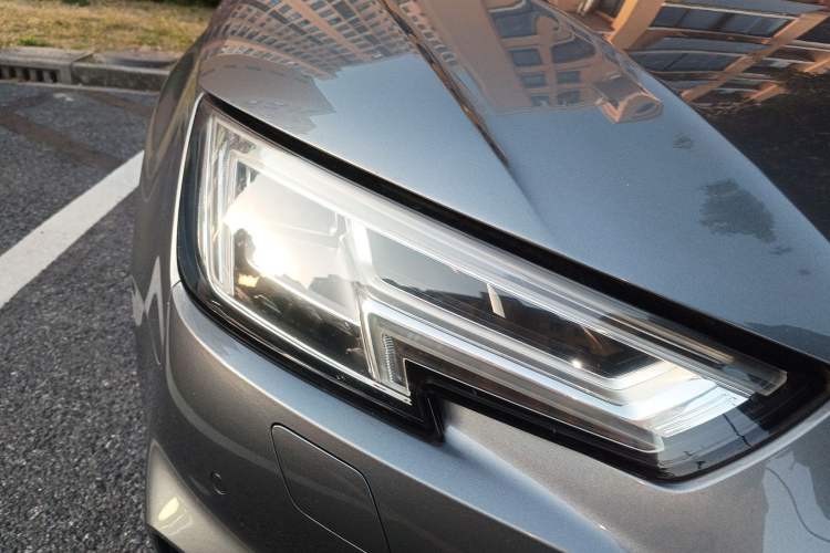 Used Audi A4L 2018 30th Anniversary Edition 40 TFSI Fashion Model