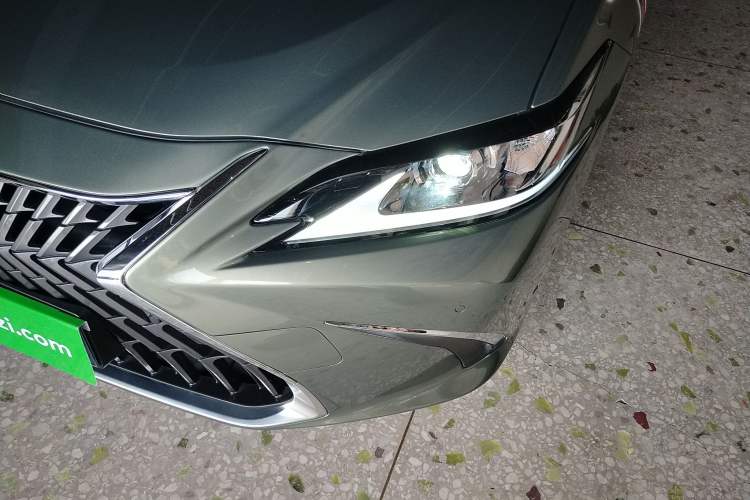 Used Lexus ES 2022 200 Excellence Edition