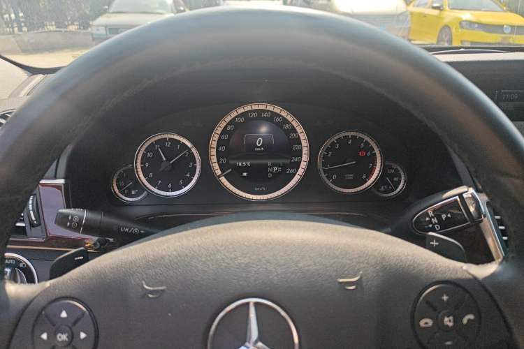 Used Mercedes-Benz E-Class 2013 E 300 L Elegant Model
