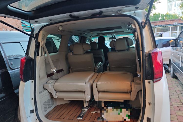 Used Toyota Alphard 2011 3.5L Luxury Edition