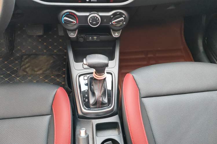 Used Kia KX Cross 2018 1.6L Automatic Dynamic Sunroof Version
