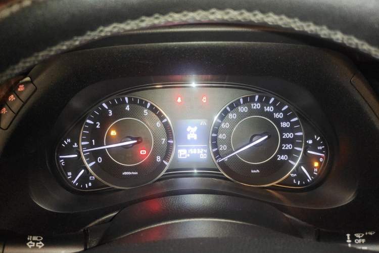 Used Nissan Patrol  Instrument Cluster