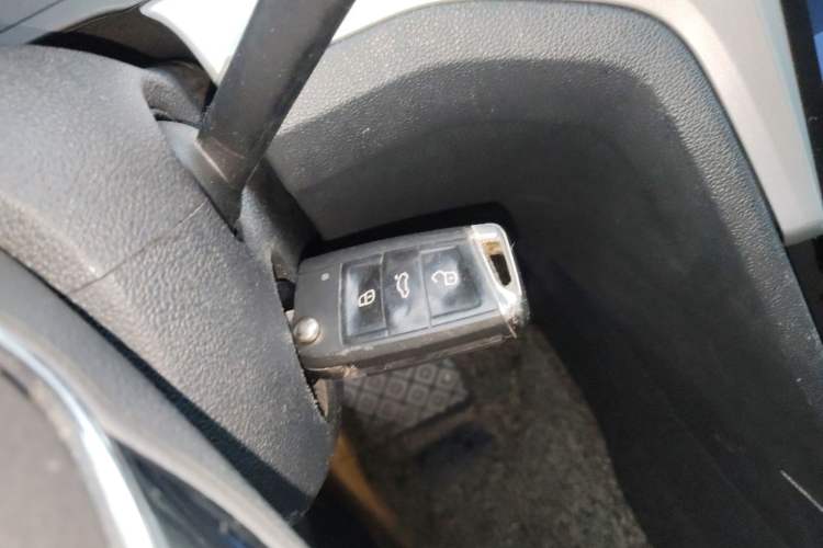 Used Volkswagen Lamando 2017 230TSI DSG Fashion Edition
