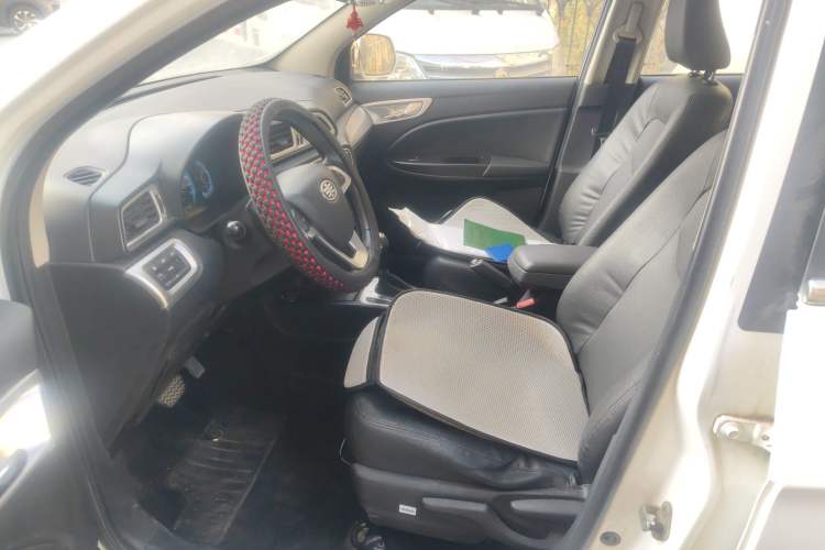 Used FAW Junpai D60 2015 1.8L Automatic Luxury Model