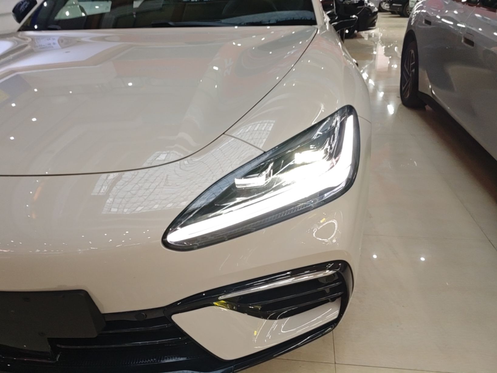 Geely Galaxy TT 2026 Model 640 Rear-Drive Flagship — снимка 8