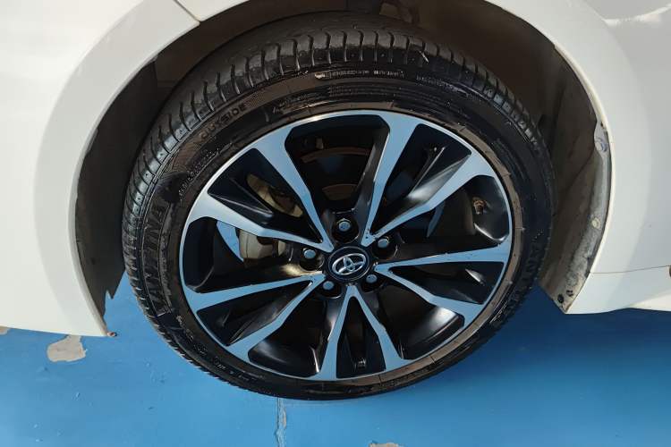 Used Toyota Levin 2022 185T CVT Sport Edition Left Front Wheel Hub