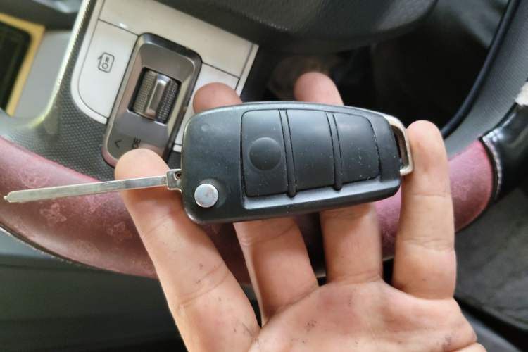 Used Chery QQ Ice Cream 2022 170km Sundae Phosphate Lithium-Ion
