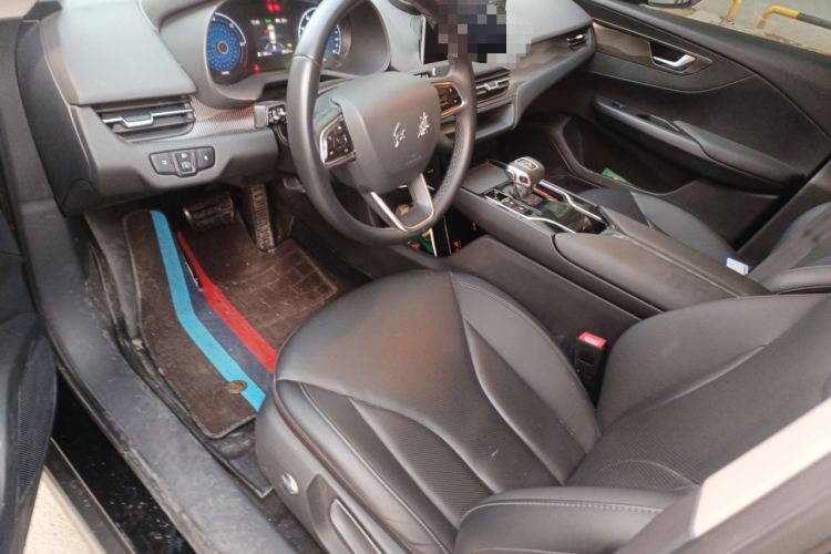 Used Hongqi E-QM5 2022 431 km Charge & Enjoy Edition Driver Seat