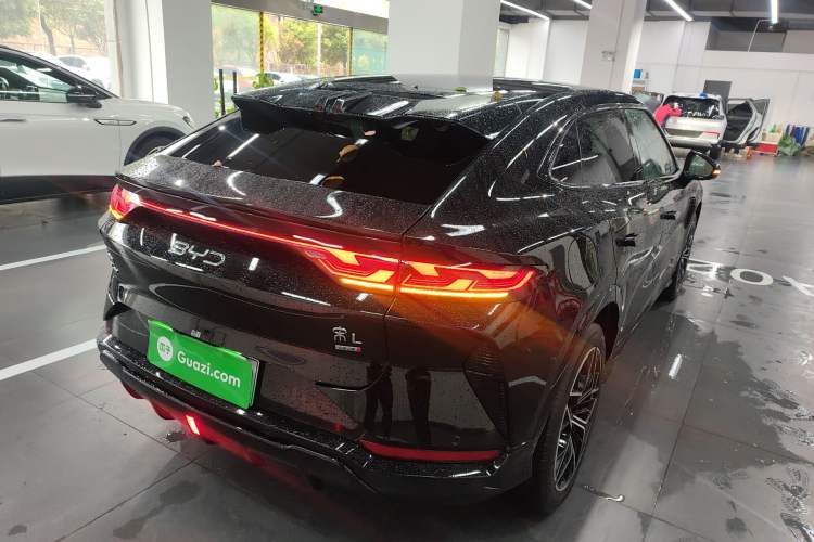 Used BYD Song L EV 2025 Intelligent Driving Version 602 km Range LiDAR-equipped All-Wheel-Drive Type Rear Right 45 Deg