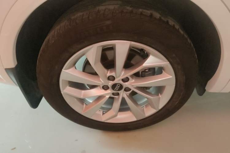 Used Audi Q5L 2022 40T Luxury Dynamic Model
