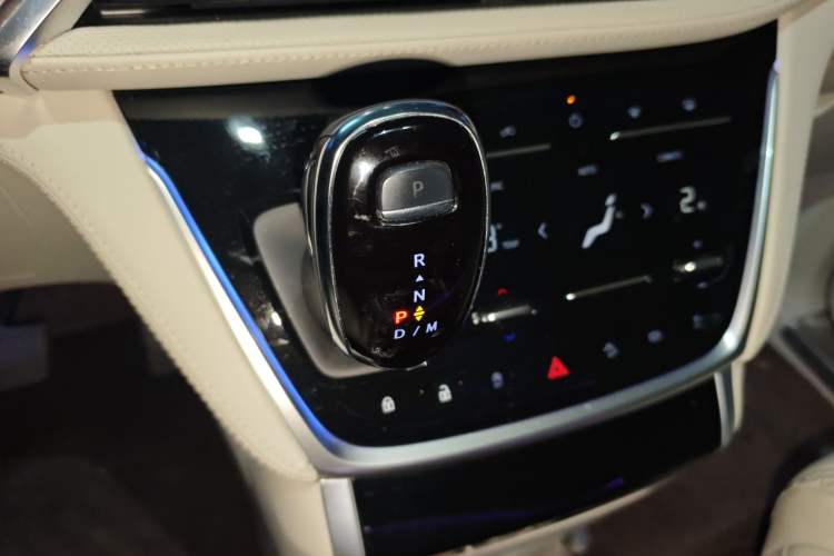 Used Buick GL8 2023 ES Lu Zun Comfort Model
