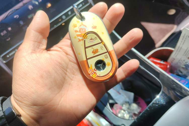 Used Mercedes-Benz C-Class 2023 Revised C 200 L Sport Edition Vehicle Key