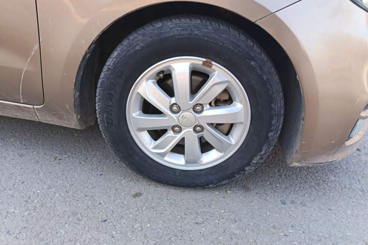 Used Kia K2 2015 Sedan 1.4L MT GLS
