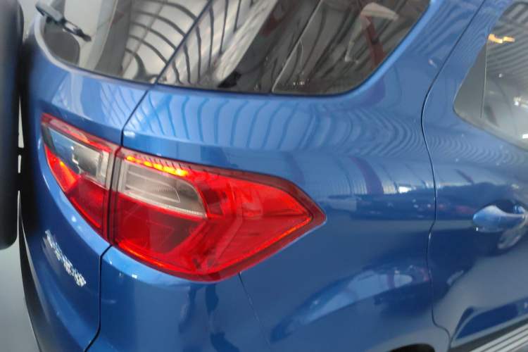 Used Ford EcoSport 2013 1.5L Automatic Fashion Model
