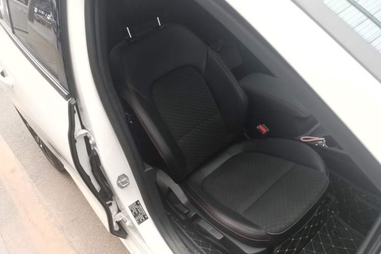 Used Ford Focus 2020 Sedan EcoBoost 180 Automatic ST Line Right Front Seat