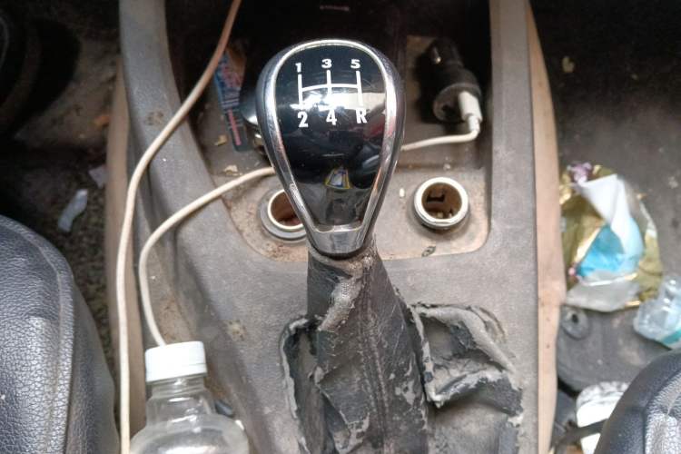 Used Wuling Hongguang 2015 1.2L S Base Model China V Standard