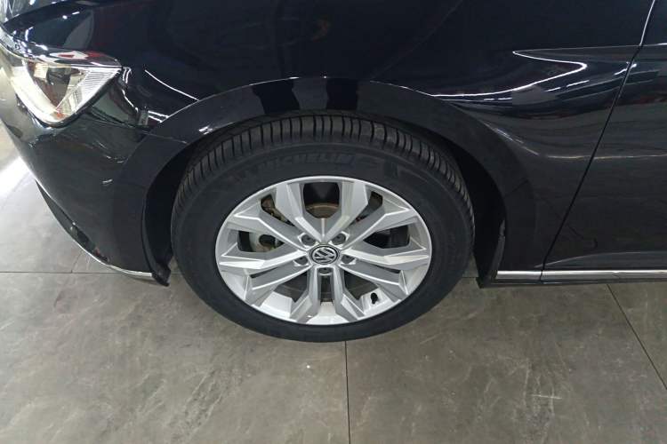 Used Volkswagen Magotan 2018 Facelift 330TSI DSG Luxury Model
