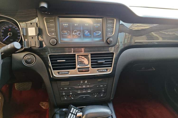 Used Hongqi H7 2017 2.0T Luxury Model
