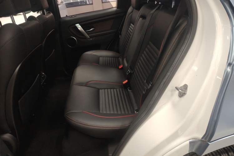 Used Land Rover Discovery Sport 2020 249 PS R-Dynamic Performance Edition
