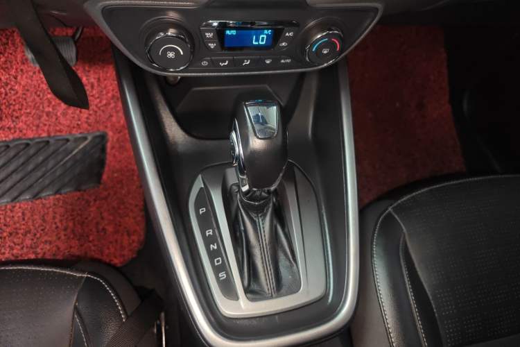 Used Ford Escort 2015 1.5L Automatic Fashion Model Gear Lever
