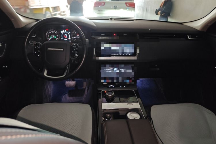 Used Land Rover Range Velar 2020 P250 Center Console