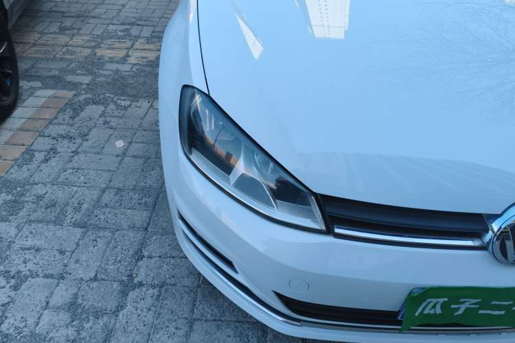 Used Volkswagen Golf 2014 1.4TSI Automatic Luxury Model
