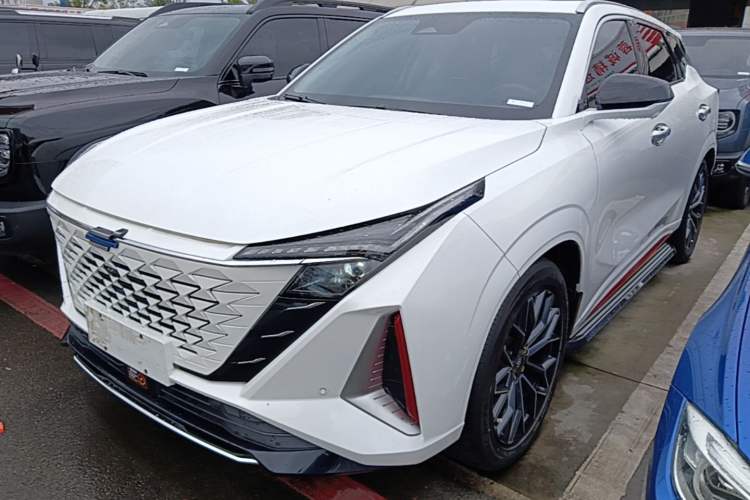Used CHANGAN OSHAN Z6 2023 Blue Whale 1.5T DCT Smart Edition Guazi used car, China used car export, Used car for sale, Used cars, Cheapest cars for sale