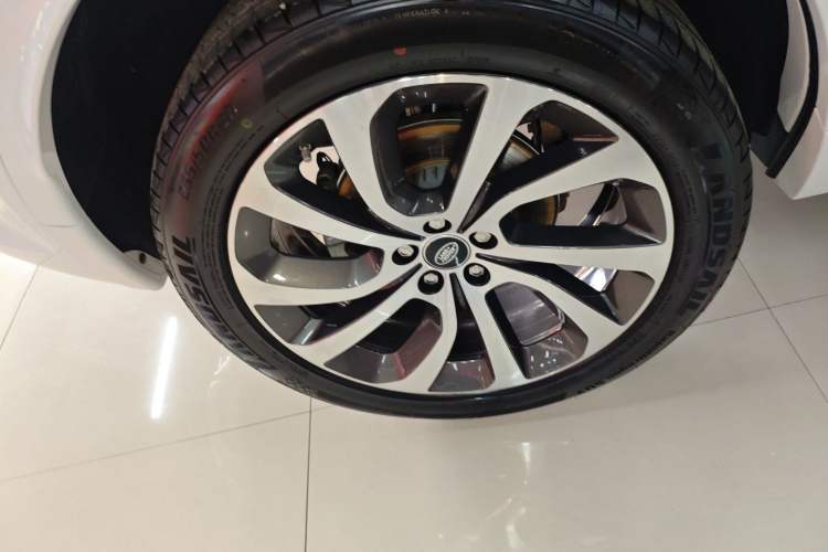 Used Land Rover Discovery Sport 2020 249 PS R-Dynamic Performance Edition